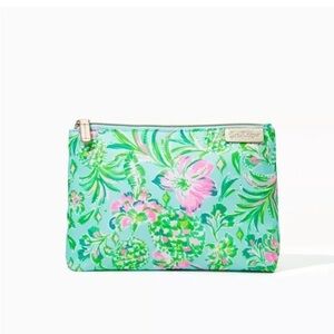 NWOT Lilly Pulitzer Zip Pouch in Surf Blue Oh Diamond Girl Folia